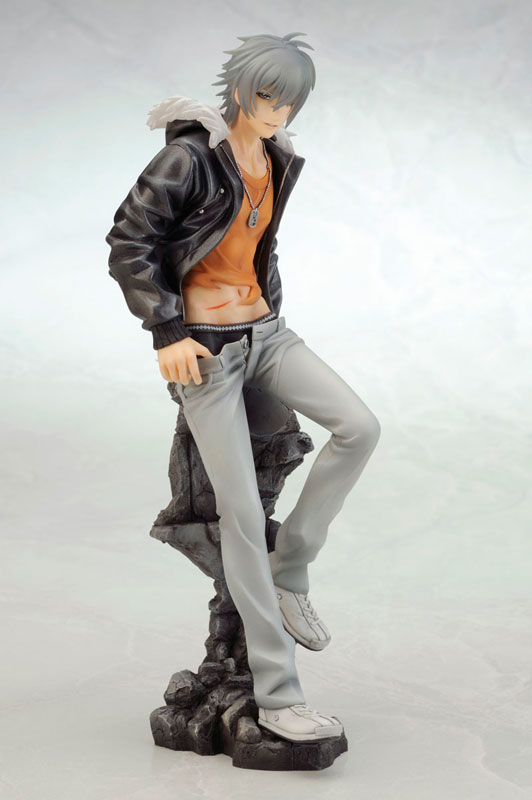 Togainu no Chi "Akira" -Illustration by Uiro Yamada- 1/8 Complete Figure